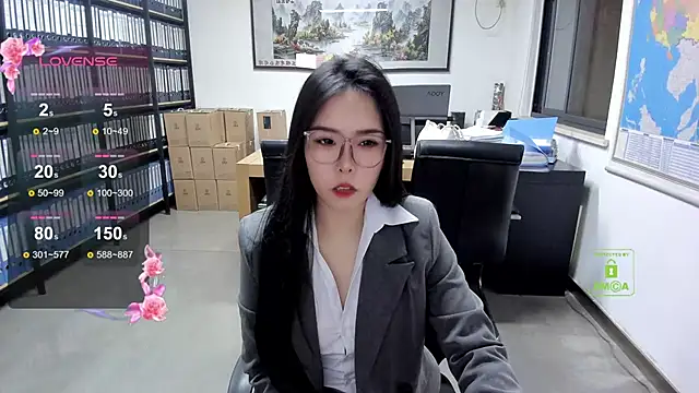 Snapshot of xixiya888 chatting on 10/09/25, 01:25 xixiya888 online show from 10/09/25, 01:25