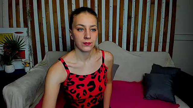 Snapshot of Ellen_Ross chatting on 03/15/25, 01:08 Ellen Ross online show from 03/15/25, 01:08