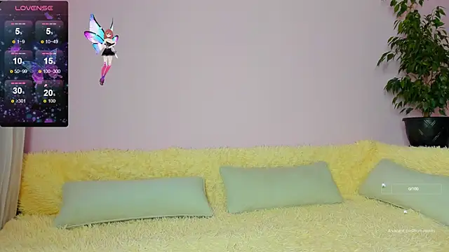 Snapshot of Ellen_Ross chatting on 09/29/25, 01:11 Ellen Ross online show from 09/29/25, 01:11