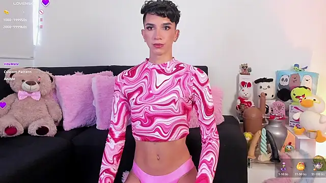 Snapshot of James_BrownT chatting on 11/08/25, 08:29 James BrownT online show from 11/08/25, 08:29