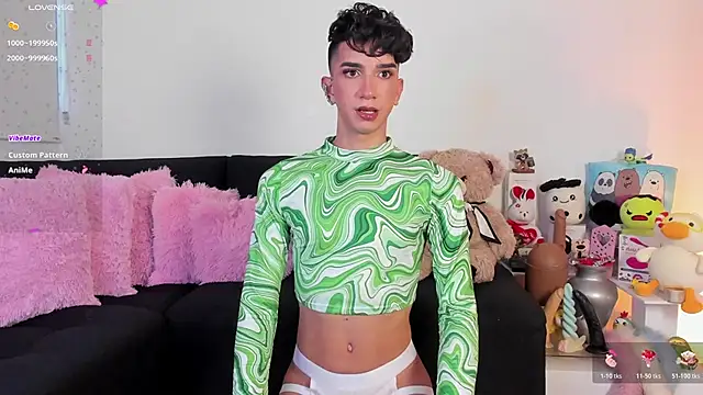 Snapshot of James_BrownT chatting on 11/27/25, 07:38 James BrownT online show from 11/27/25, 07:38