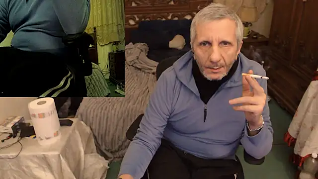 maxdaddy690 online show from 11/29/25, 10:57