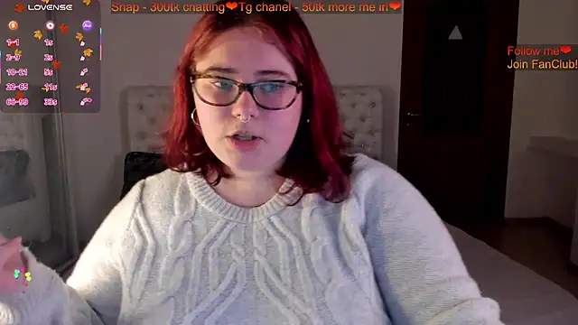 Snapshot of Lily_lu_one chatting on 11/18/25, 09:41 Lily lu one online show from 11/18/25, 09:41