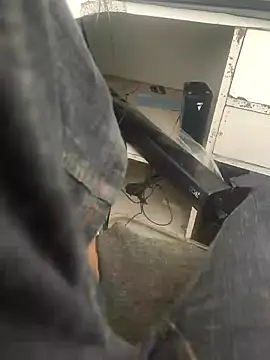 Snapshot of bbclip chatting on 03/23/26, 06:39 bbclip online show from 03/23/26, 06:39