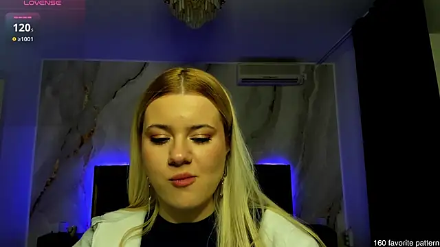 CutiePie69   online show from 02/24/25, 07:52