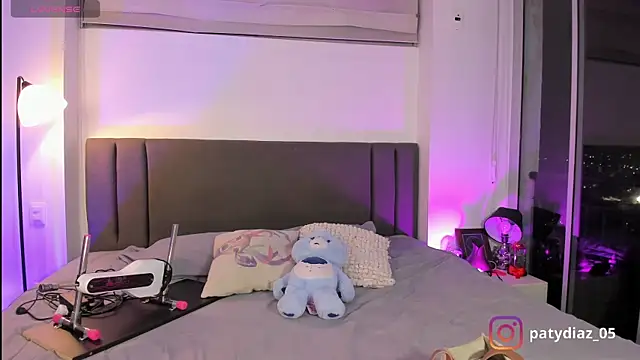 MiiaParker6972 online show from 10/05/25, 12:09