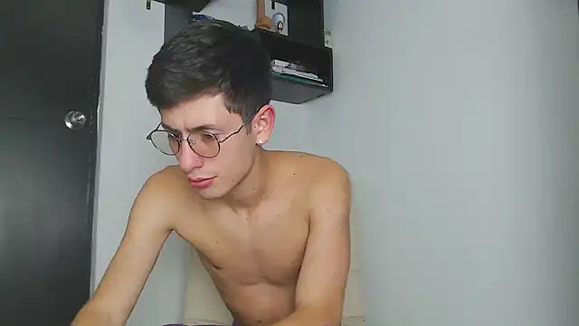 Andy collins   online show from 01/12/26, 03:12