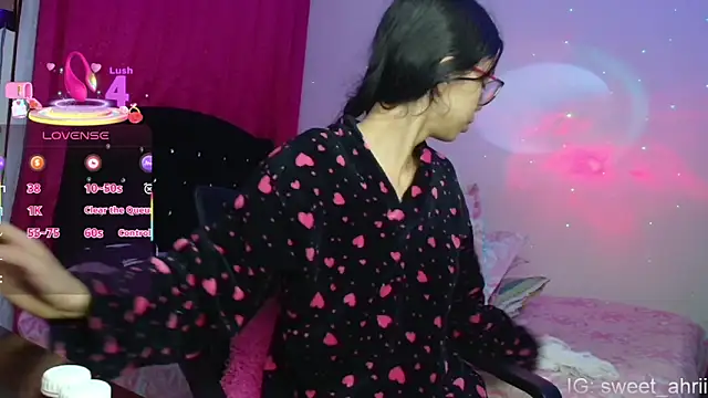 AhriSweet  online show from 02/18/26, 01:18