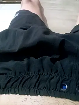 Snapshot of Magrinholl chatting on 03/15/25, 12:04 Magrinholl online show from 03/15/25, 12:04