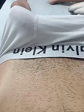 Snapshot of Magrinholl chatting on 09/23/25, 12:30 Magrinholl online show from 09/23/25, 12:30