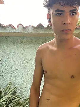 twinks 28 online show from 03/11/26, 12:55