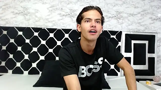 Maximoherrera 16 online show from 02/28/25, 03:59