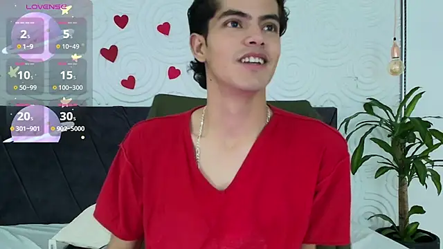 Maximoherrera 16 online show from 04/21/26, 02:34