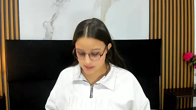 Snapshot of Samy_jons chatting on 09/13/25, 12:27 Samy jons online show from 09/13/25, 12:27