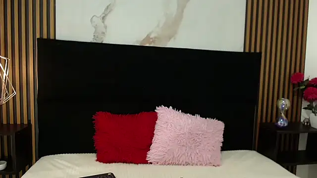 Snapshot of Samy_jons chatting on 11/25/25, 01:49 Samy jons online show from 11/25/25, 01:49