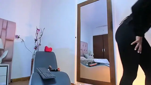 kamii arias online show from 03/30/26, 12:17