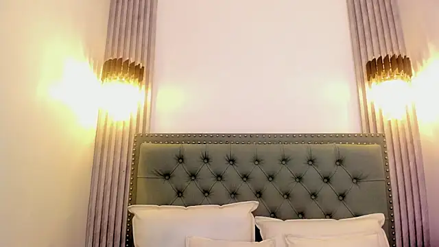 PaolaB g online show from 03/12/25, 03:07