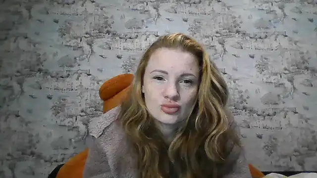 Eveline May online show from 10/14/25, 02:29