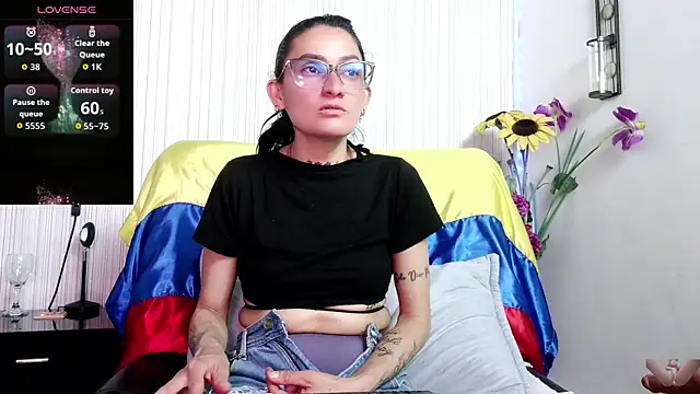 anastaciafire25 online show from 10/17/25, 07:16