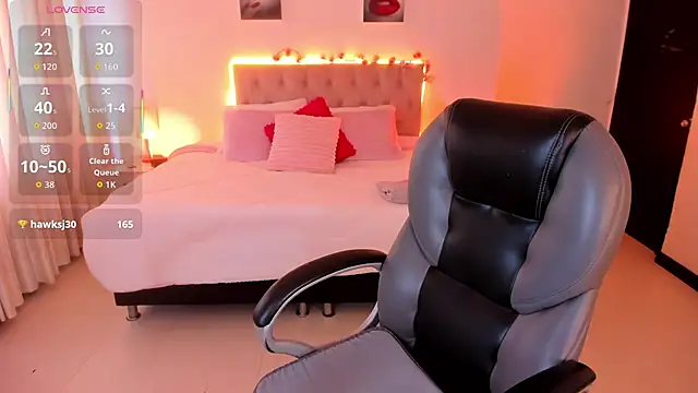 Emily Warren  online show from 12/02/25, 07:20