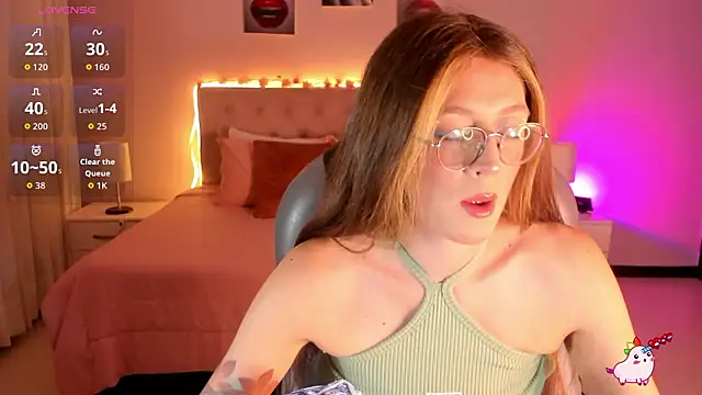 Emily Warren  online show from 03/06/26, 08:16