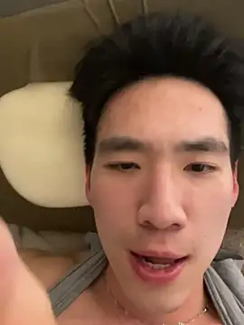 Snapshot of Hon1069 chatting on 02/02/26, 03:44 Hon1069 online show from 02/02/26, 03:44