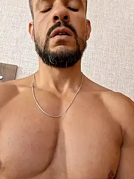 juniortche1313 online show from 02/23/26, 09:56