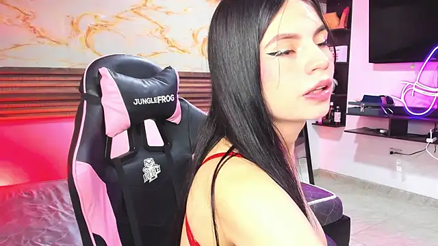 Snapshot of Cloe_roouse chatting on 03/08/26, 07:28 Cloe roouse online show from 03/08/26, 07:28