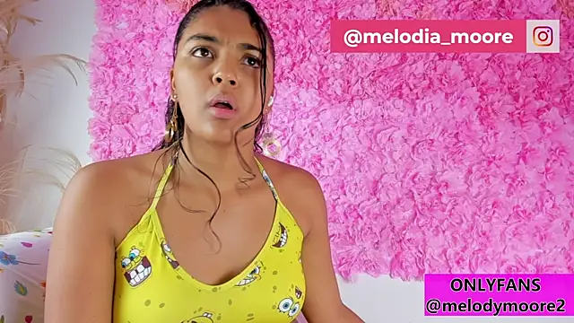 Melodymoore  online show from 10/12/25, 10:09