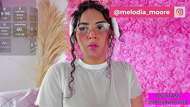 Melodymoore  online show from 10/23/25, 02:00