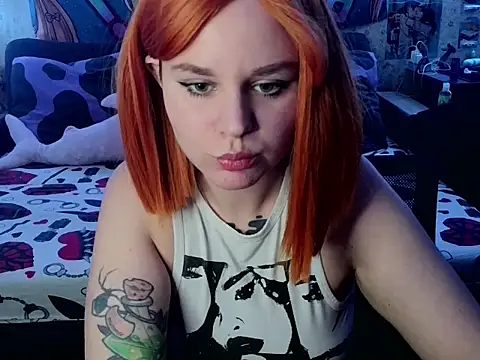 Snapshot of HelloKaterina15 chatting on 03/10/25, 05:11 HelloKaterina15 online show from 03/10/25, 05:11