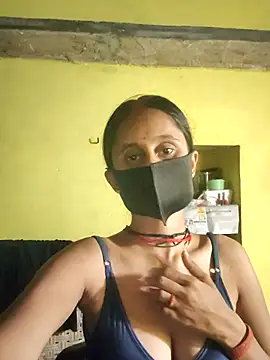 Divya Chandok online show from 10/26/25, 07:53