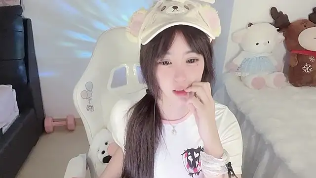 Milla-z online show from 09/20/25, 11:33