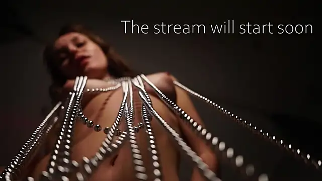 Moni Carroll online show from 12/20/25, 05:31