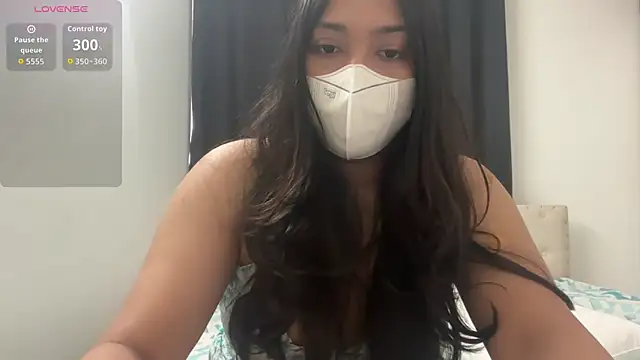 oviyakalra online show from 12/15/25, 05:23