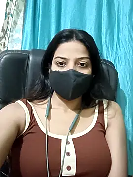 Snapshot of CRAZY__BITE chatting on 02/19/26, 07:43 CRAZY BITE online show from 02/19/26, 07:43