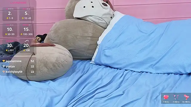 Snapshot of AriaBliss_ chatting on 03/18/25, 05:53 AriaBliss online show from 03/18/25, 05:53