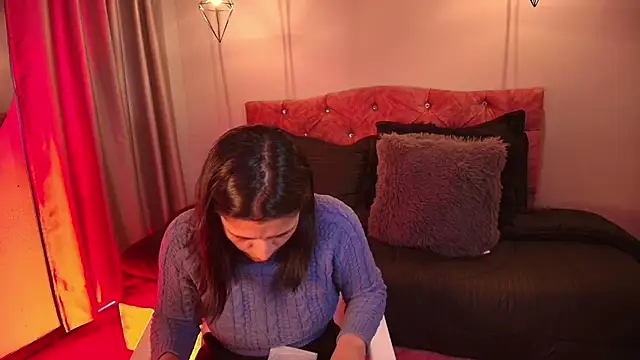 Snapshot of miaoconell chatting on 12/02/25, 09:32 miaoconell online show from 12/02/25, 09:32