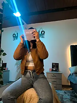 Snapshot of miaoconell chatting on 02/26/26, 09:14 miaoconell online show from 02/26/26, 09:14