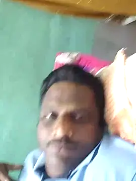 Snapshot of beyondthelines123 chatting on 02/26/25, 04:14 beyondthelines123 online show from 02/26/25, 04:14