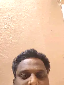 Snapshot of beyondthelines123 chatting on 03/02/25, 02:41 beyondthelines123 online show from 03/02/25, 02:41