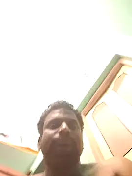 Snapshot of beyondthelines123 chatting on 03/03/25, 01:31 beyondthelines123 online show from 03/03/25, 01:31