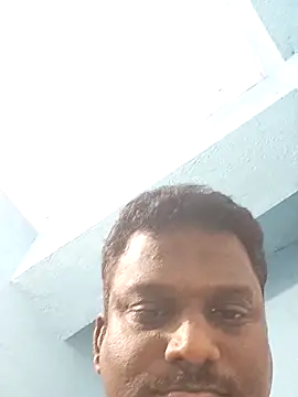 Snapshot of beyondthelines123 chatting on 09/18/25, 11:51 beyondthelines123 online show from 09/18/25, 11:51