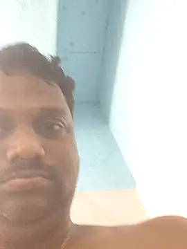 Snapshot of beyondthelines123 chatting on 09/21/25, 09:38 beyondthelines123 online show from 09/21/25, 09:38