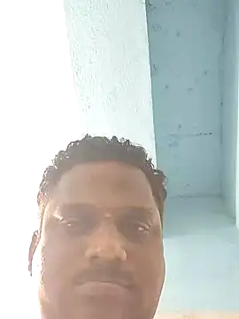 Snapshot of beyondthelines123 chatting on 09/24/25, 05:16 beyondthelines123 online show from 09/24/25, 05:16