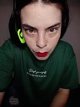 Snapshot of Ali3Martin chatting on 02/09/26, 12:53 Ali3Martin online show from 02/09/26, 12:53