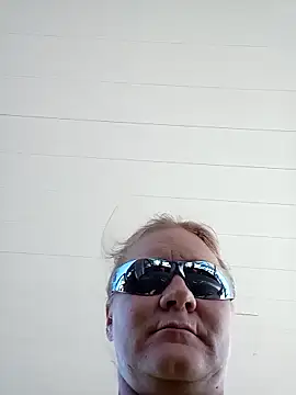 wetnwildforyou online show from 10/24/25, 04:03