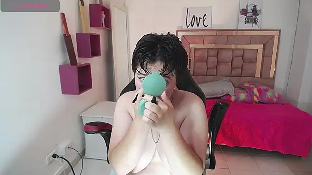 safyka online show from 09/19/25, 03:19