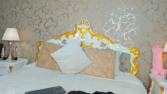 Snapshot of ScarlettWallace chatting on 03/11/25, 10:31 ScarlettWallace online show from 03/11/25, 10:31