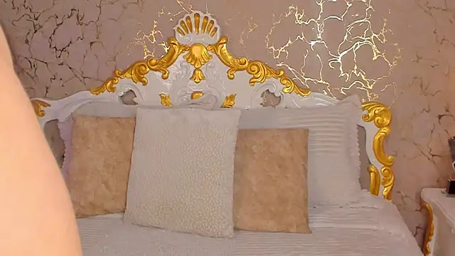 Snapshot of ScarlettWallace chatting on 03/21/25, 07:46 ScarlettWallace online show from 03/21/25, 07:46